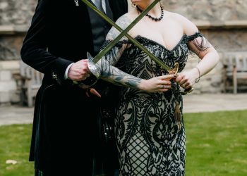 FADED ARCADIA WEDDING WITH HISTORICAL INSPIRATION