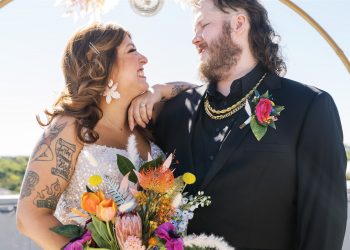 WEDDING BRUNCH WITH DISCO BALLS,DIY DECOR AND REFERENCES