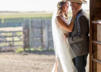 HEARTLAND WEDDING THEME